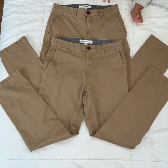 AMAZON 2 pairs men’s khaki pants - Picture 2 of 4